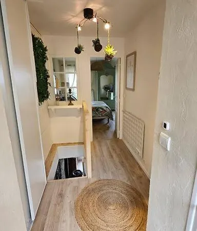 Maison De Famille Lägenhet *